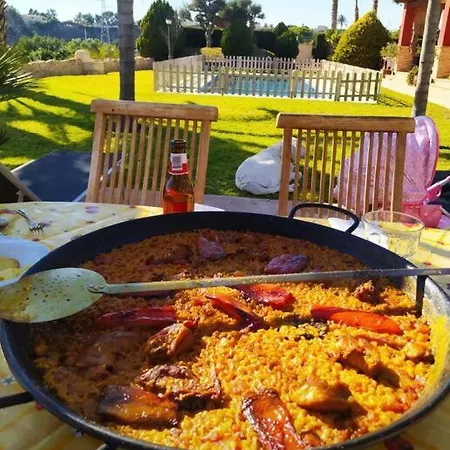 Cerca Del Mar Y Golf